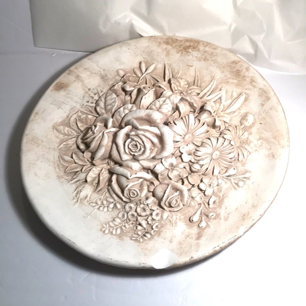 Beautiful 3D Flower Molded Clay Hanging Decor